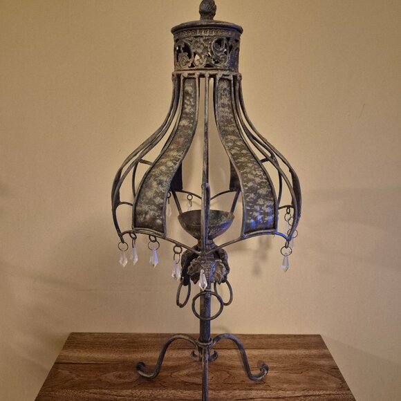VINTAGE CAST IRON METAL OIL TABLE LAMP